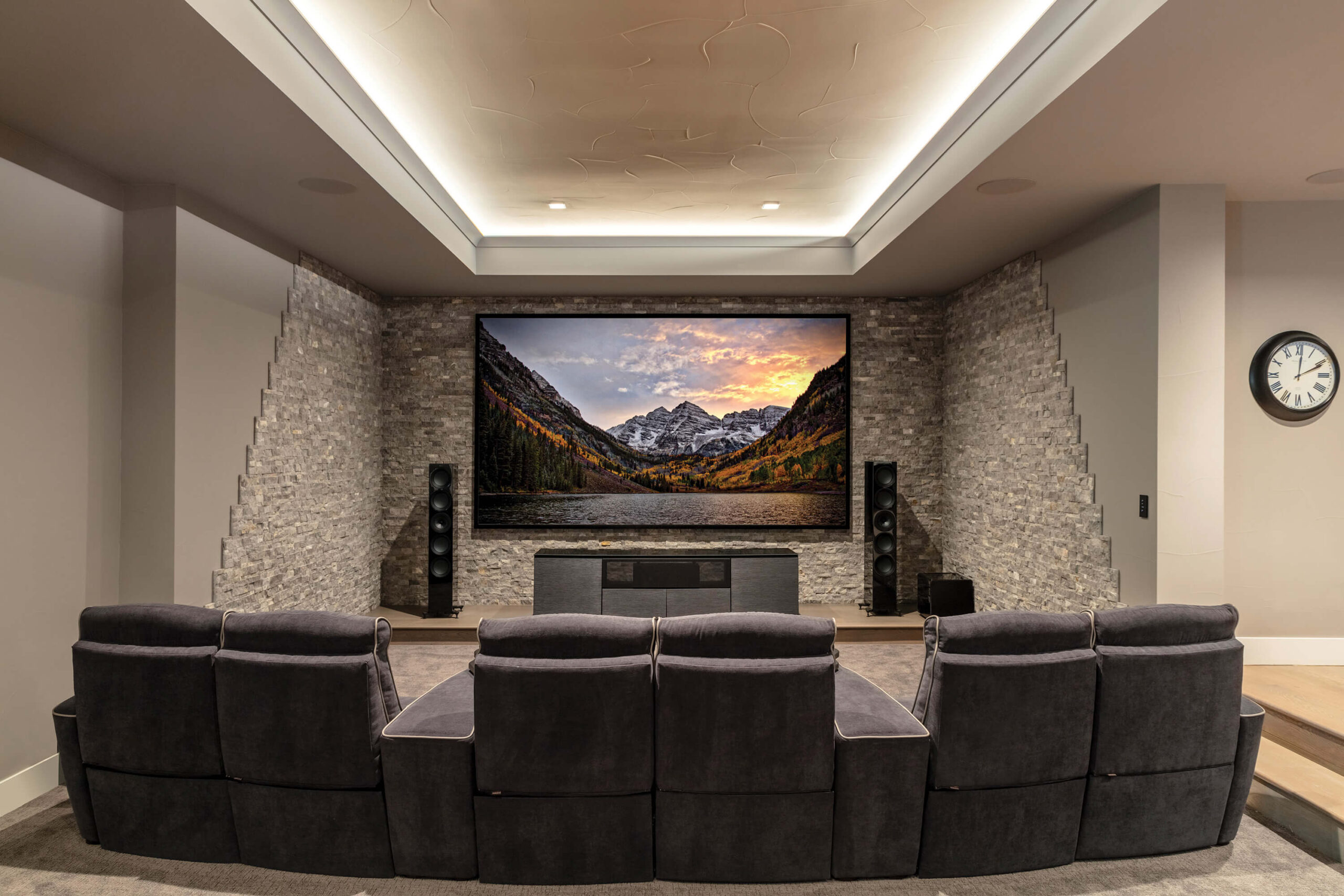 BRAVAS LLC Acquires ProStream Digital to Enhance Services in Dallas-Fort Worth