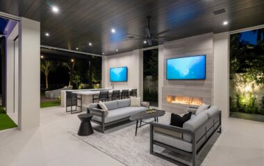 Luxury Boca Estate living and dining area.